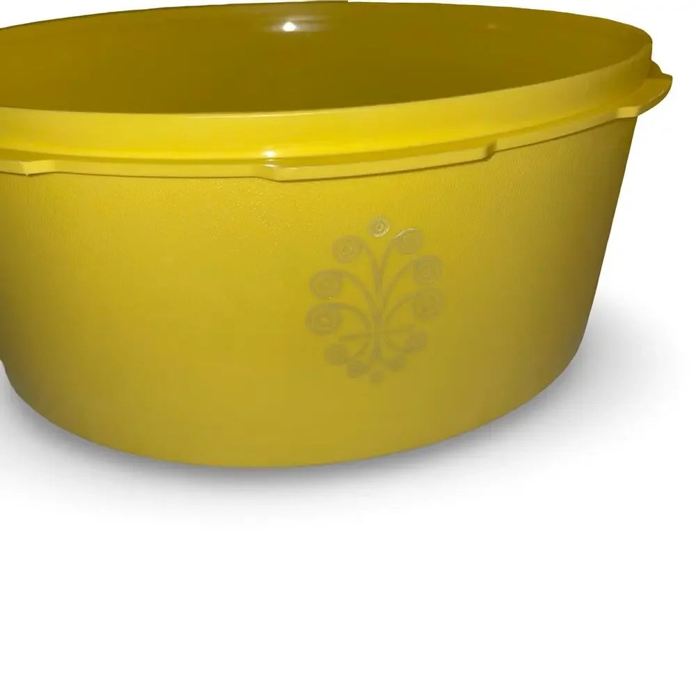 Tupperware 1204 1205 Yellow Servalier Bowl Set Starburst Lid Canister Vintage